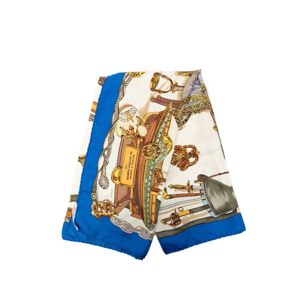 Pre-Loved Hermes Musee Silk Scarf 90
